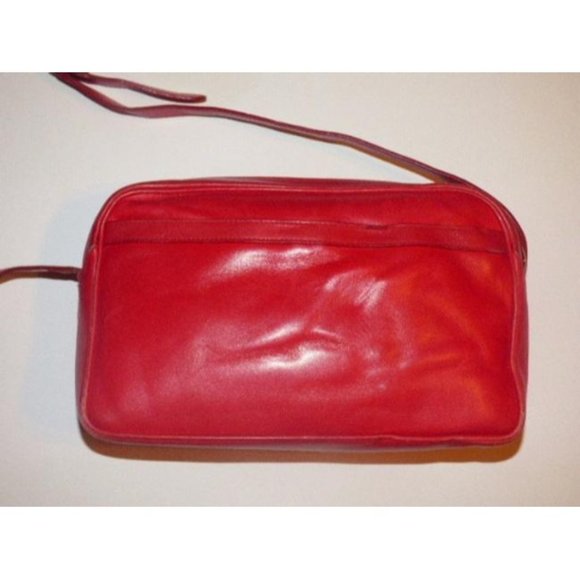 Gucci Vintage True Red Leather Cross Body Bag - Picture 4 of 5